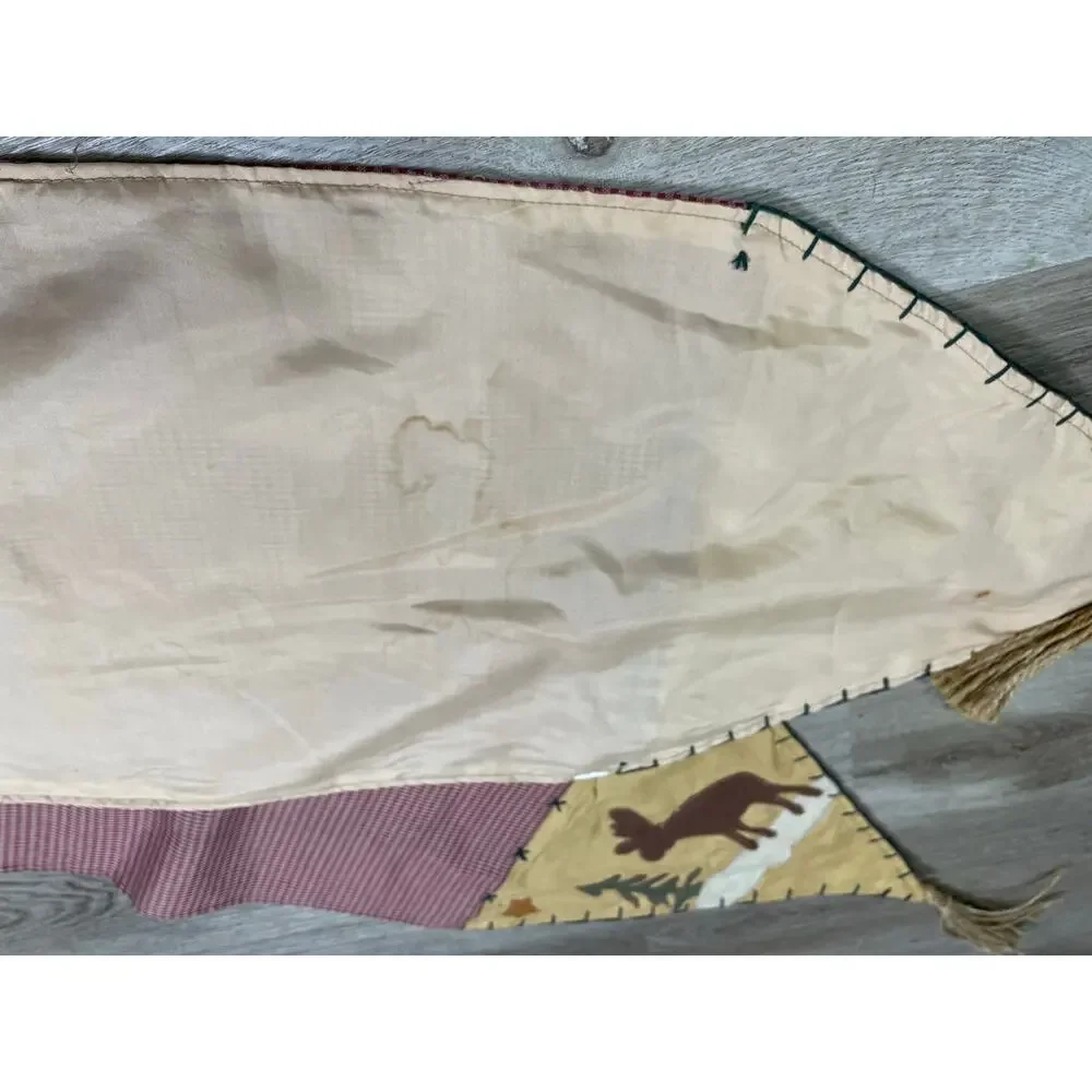 Rustic Lodge Wildlife‎ Table Runner Bear Deer Pine Tree Tapestry Tassel Cabin